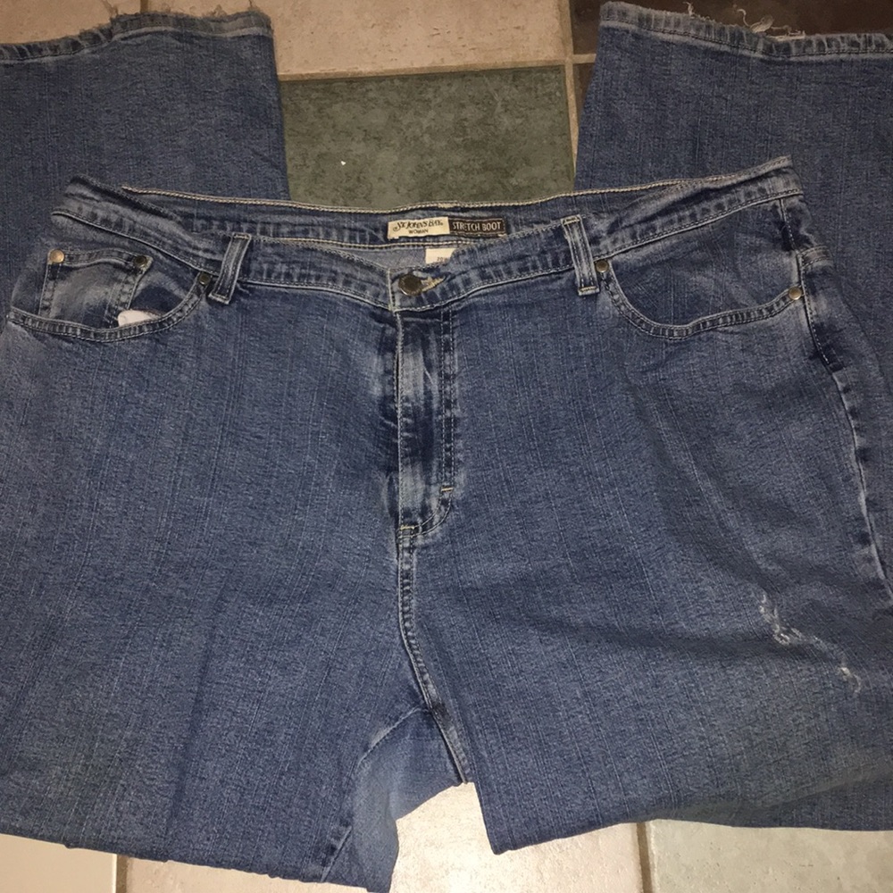 St Johns Bay Woman’s Stretch Bootcut Jean